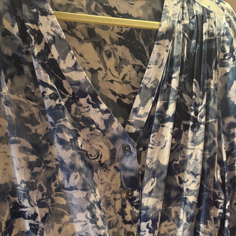 Madewell Tie-Waist Shirtdress in Floral Crepe - Picture 4 of 4